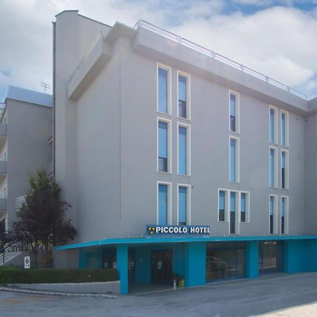 Piccolo Hotel Равена Екстериор снимка
