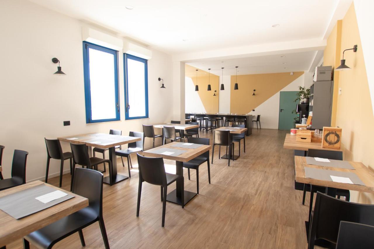 Piccolo Hotel Равена Екстериор снимка