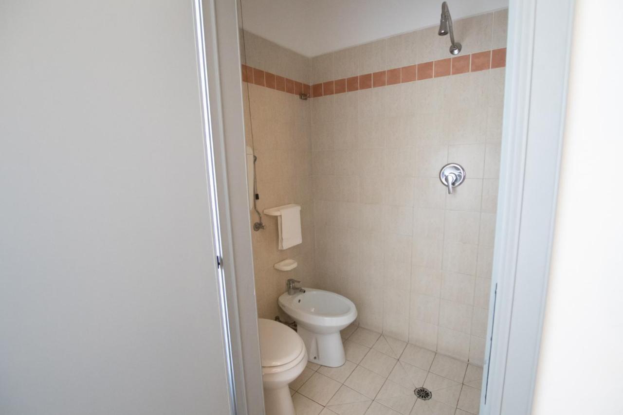 Piccolo Hotel Равена Екстериор снимка