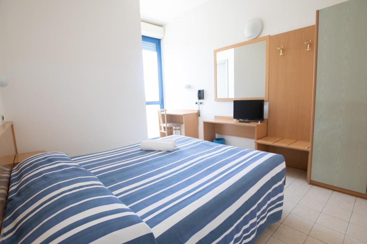 Piccolo Hotel Равена Екстериор снимка