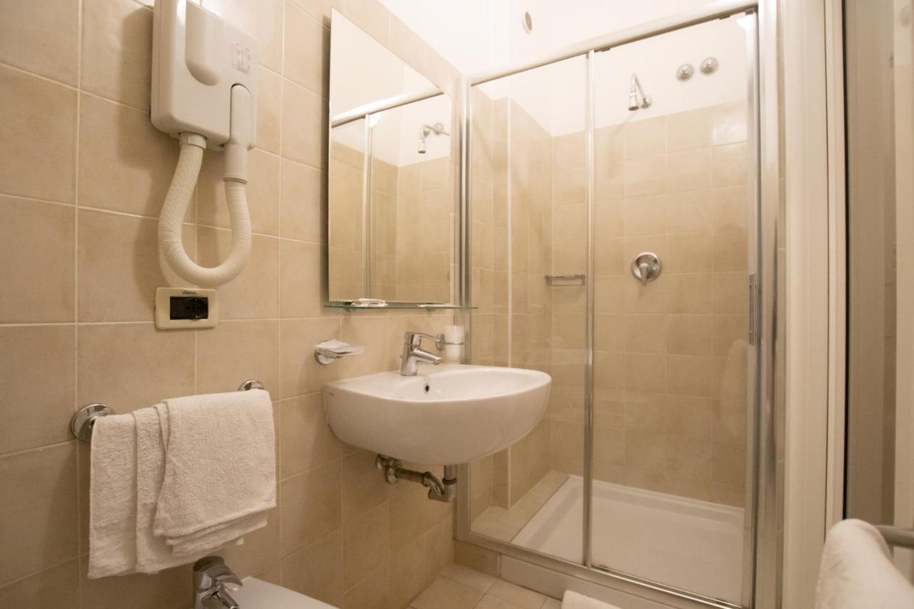 Piccolo Hotel Равена Екстериор снимка